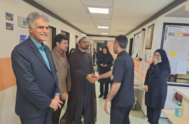 بازدید نوروزی رئیس دانشگاه از بیمارستان بهار؛ تقدیر از کادر درمان