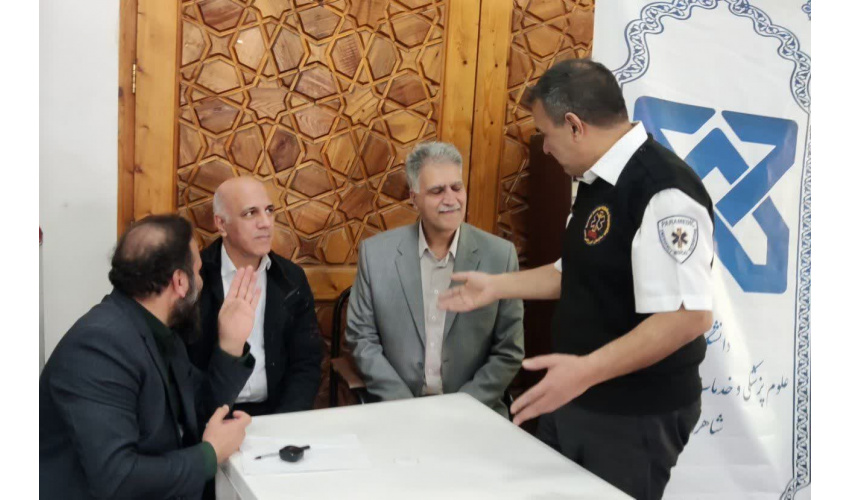 میز خدمت سلامت در نماز جمعه شاهرود