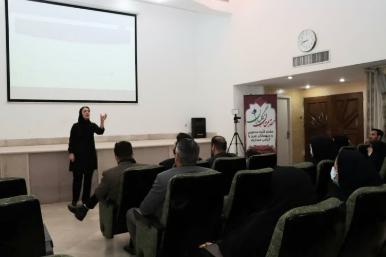 برگزاری دوره آموزش ضمن خدمت "تشخیص و مقابله با اخبار جعلی" در دانشگاه علوم پزشکی شاهرود