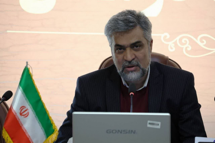 حتی زیر آتش زندگی راهی پیدا می کند...