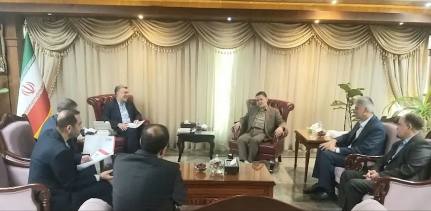 دیدار نماینده محترم مردم شریف شهرستانهای شاهرود و میامی و رئیس دانشگاه علوم پزشکی شاهرود با وزیر محترم بهداشت، درمان و آموزش پزشکی